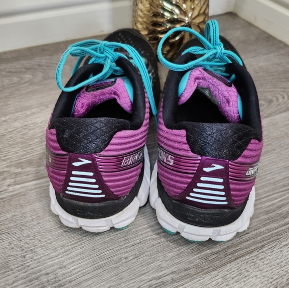 Brooks womens sneakers size 7.5 - Picture 4 of 8